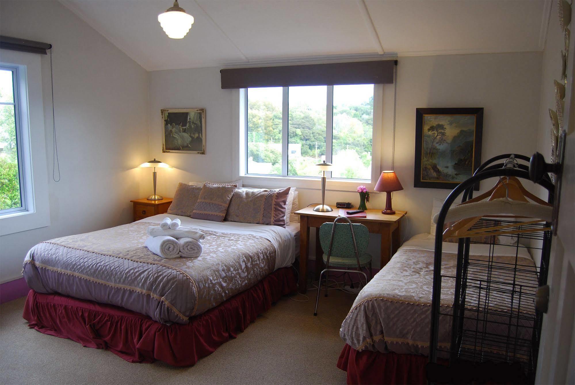 Arden Street House Bed & Breakfast Dunedin Exterior photo